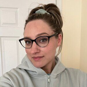 Meet your Posher, Jen